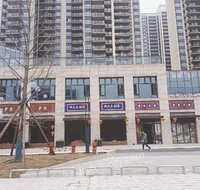 望城区 适合做火锅店 餐厅的超大落地玻璃 四五万师生群体