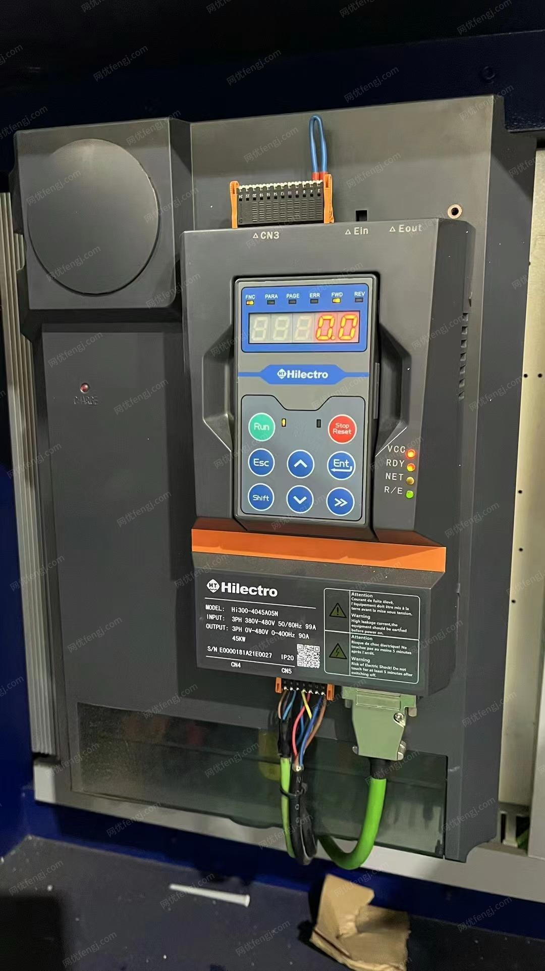 二手立式注塑机出售