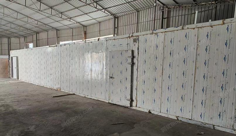 冷库转让，长21米宽5米高2.8米，铝合金材质，风冷（两套制冷设备）