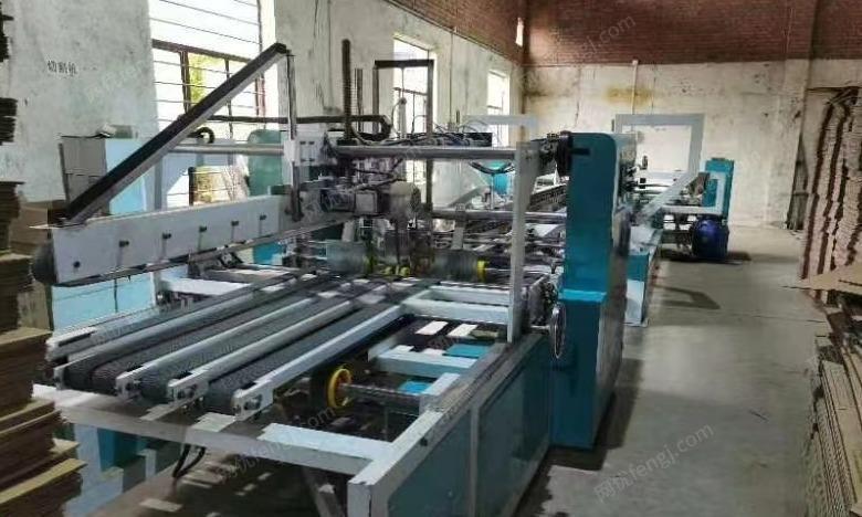 出售河北产2.5米四联三色半自动 印刷机，六成新，正常使用和亿恒牌，自动粘箱机宽2.6米，九成新
