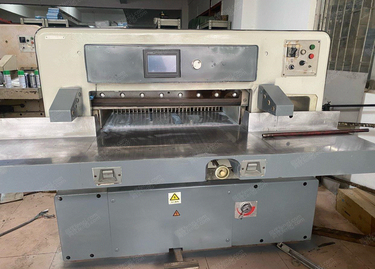 二手切纸机转让