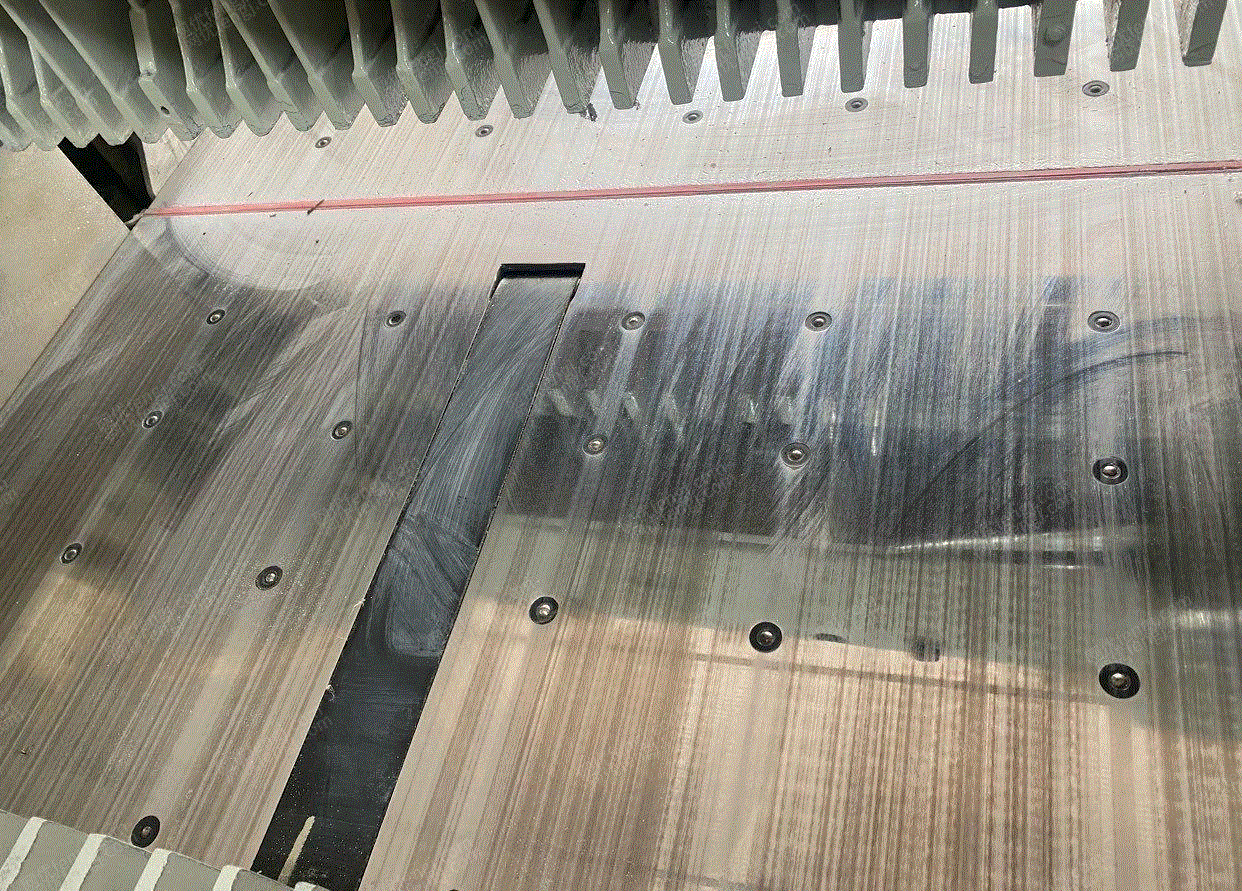 二手切纸机出售