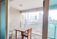 静安区普通住宅 客厅带阳台,大平层,近地铁,采光充足,现代风格