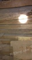 出售闲置桐木木材板一批，规格10厘3寸厚