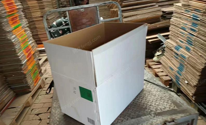 出售一批包装纸箱，发货纸箱。九成新