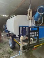 山东烟台出售二手洒水车，三轮带雾炮