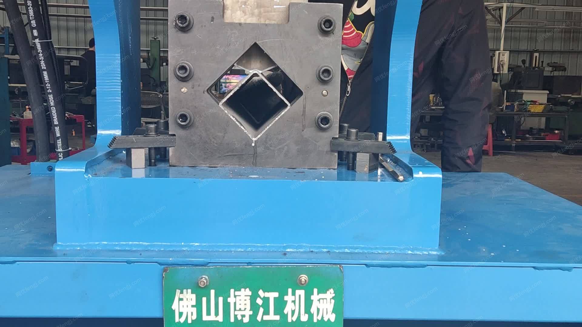 方管切断机 矩形管冲断设备 视频
