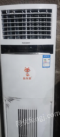 重庆九龙坡区出售格力空调柜机三匹，八成新