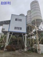 出售重庆合川现场处理2个200吨的水泥罐