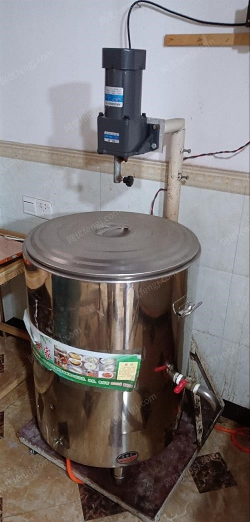 四川自贡凉糕的机器，制冰机出售