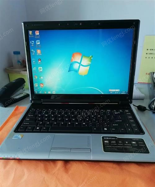 陕西西安出售二手神舟笔记本电脑，型号HP560D3,IntelT6600,3G内存，128G固态硬盘，.