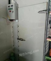 出售闲置冷库，5米X1.5米的铝排制冷(可冷冻冷藏)，4匹的制冷机