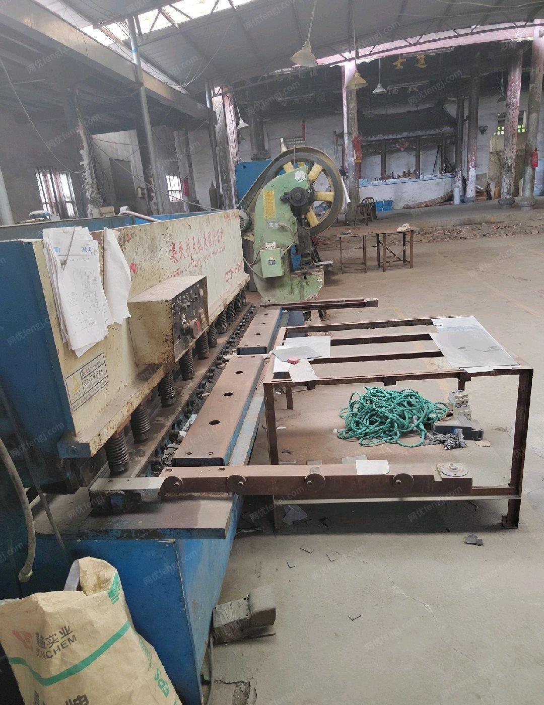 浙江温州在位出售二手冲床、6吨的5台、15吨、25吨星火各1台，剪板机等设备