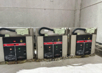 广东东莞施耐德高压真空断路器（4台）+电压互感器手车（1台）出售.