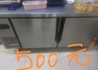 海南三亚厨房设备低价出售