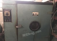浙江宁波注塑机2台，粉碎机，烘箱低价处理