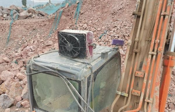 山西忻州转让10年日立挖机