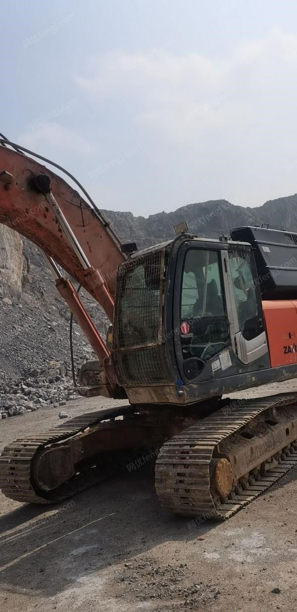山西忻州转让10年日立挖机
