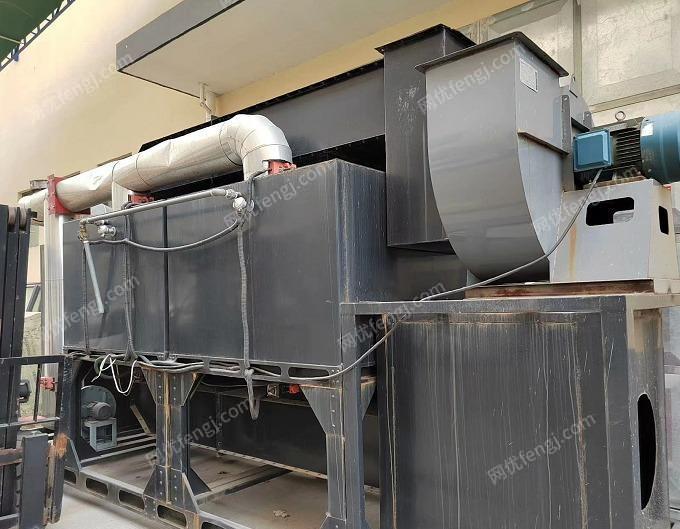 出售废气处理设备：催化燃烧炉 7-8成新，还有配套的通风管道