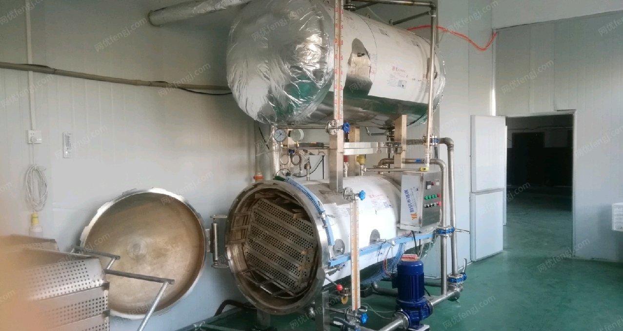 湖北武汉1.32立方双层旋转杀菌锅，95口径杯装流体灌装机转让