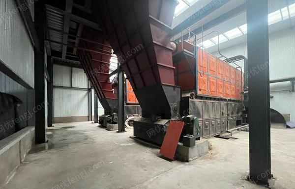 甘肃临夏回族自治州出售两台10吨燃煤热水锅炉