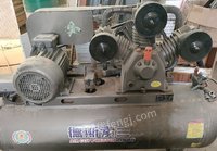 山西晋中出售用了不到一年的空压机7.5kw,无任何维修