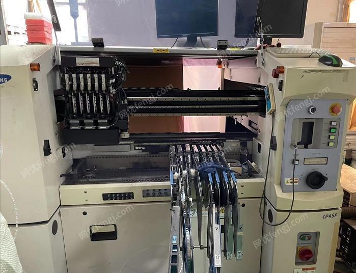SMT生产贴片线设备转让：1.全自动多功能微型上板机 OK-60000 2台；2.半自动印刷机LW-1068CF  1台；3.和田古德全自动印刷机  GD450+  1台；4.松下全自动