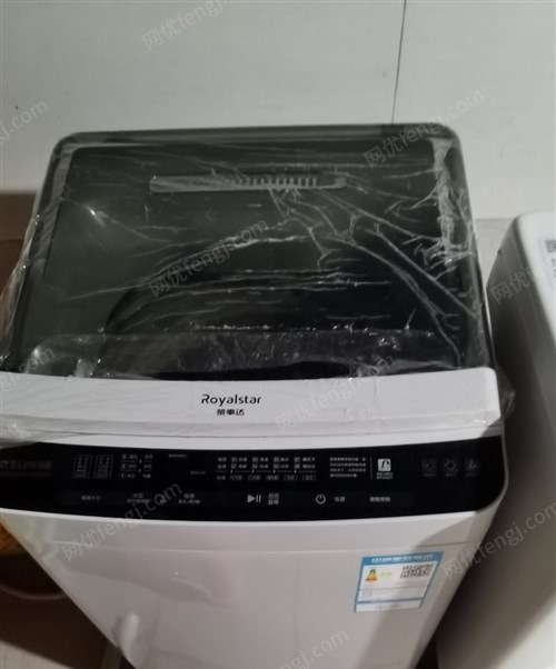 安徽阜阳二手洗衣机出售，刚买1年，可洗7公斤。有意向联系俺