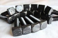 方头螺丝8.8   4.8