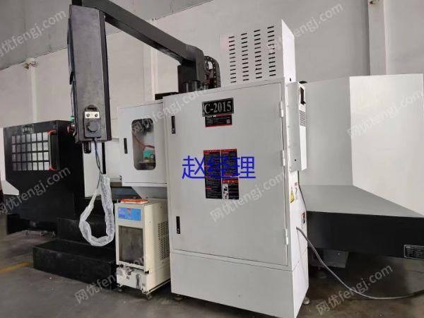 现货库存处理二手台群C-1250精雕机系统:新代21MA