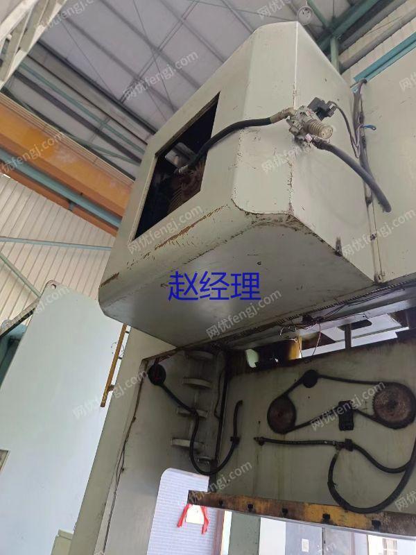 市场库存转让二手扬锻JB36-400闭式双点压力机主电机功率:37KW