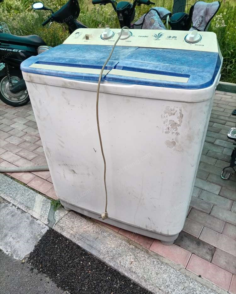 山东济南双钢洗衣机出售，物美价廉。