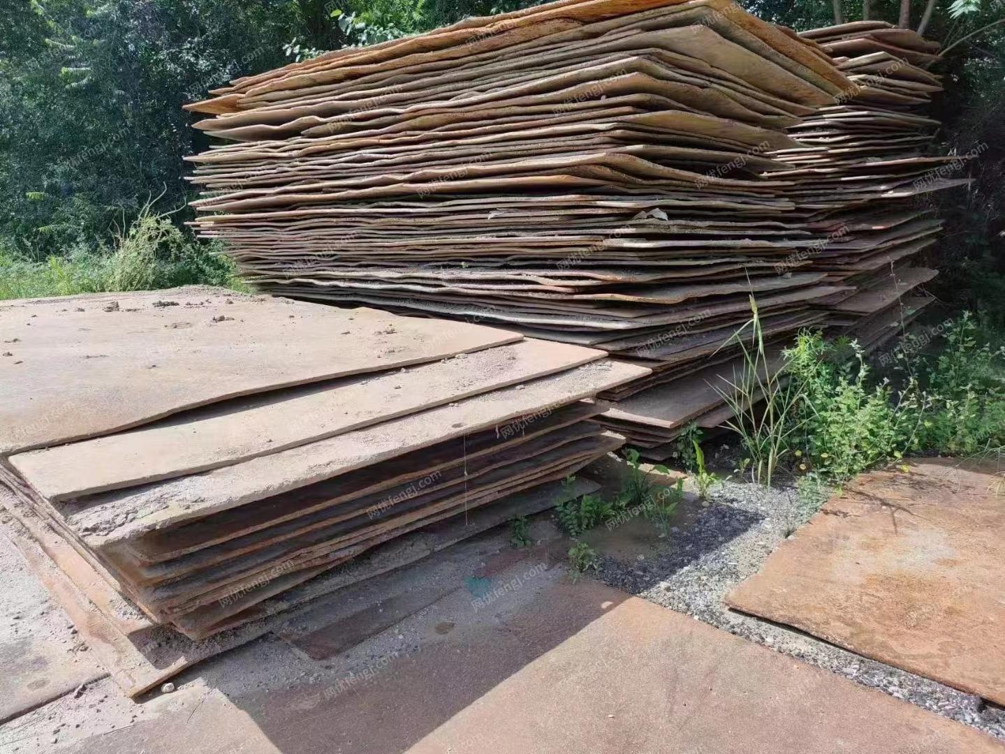 北京地区低价出售18-20厚铺路板