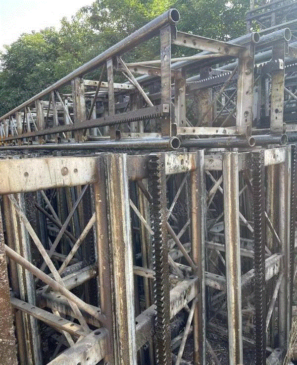 二手建筑施工電梯轉讓