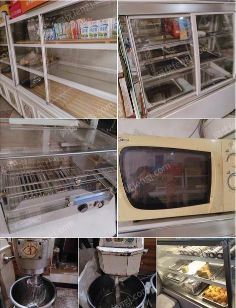 蛋糕店全套设备转让常温中岛柜1个，边柜2个，风冷展示柜2个，冰柜工作台一个，蛋糕模型柜一个（包括蛋糕模型），烤箱，打蛋机，和面机，蛋挞柜，微波炉，冰箱，冰柜，包括剩余材料