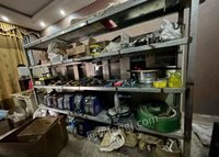 江苏盐城出售自用二手设备，大量全新五金，工具，电动工具，电线电缆、5吨龙门吊等