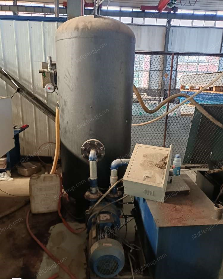 山东济南出售气泵，真空泵，板房2层，铁皮屋仓库一个
