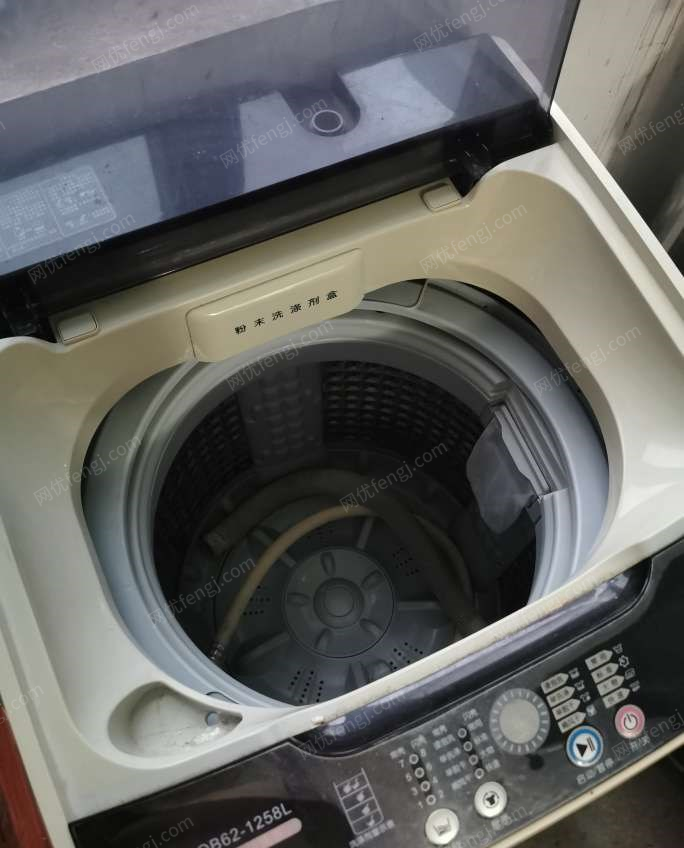 山东济南处理全自动洗衣机7成新，正常使用。2百元。