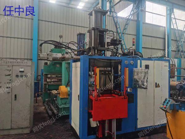 现货库存100吨橡胶注射机一台