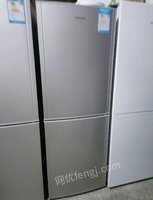 上海闵行区急转西门子冰箱。212升。外观9成新。