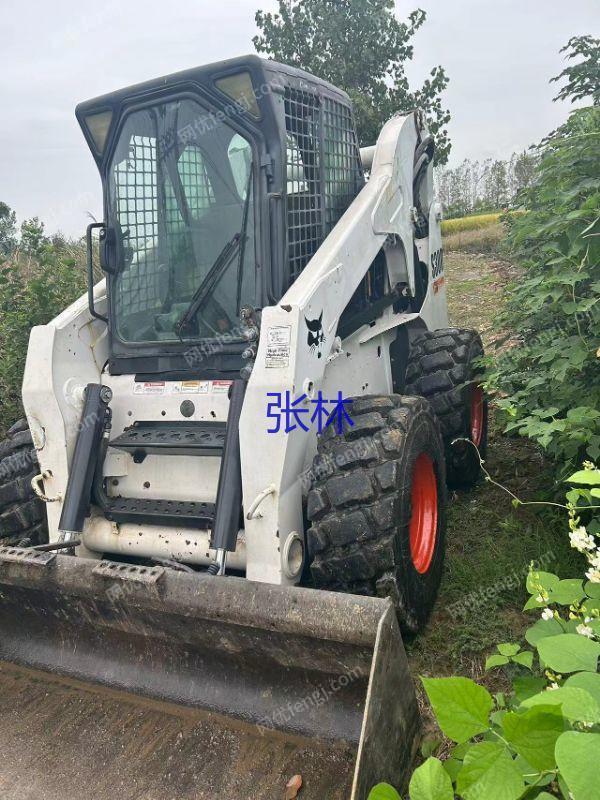 市场库存新款山猫S300滑移装载机