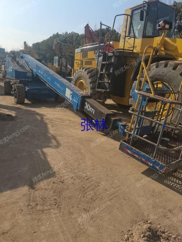 市场现货二手特雷克斯吉尼30米高空作业车