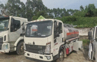 广东东莞转让5吨加油车刚上好户价格优惠