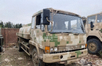 河北石家庄转让新到一台5千多解放8吨油罐车，180马力锡柴6缸发动机，不锈钢罐体