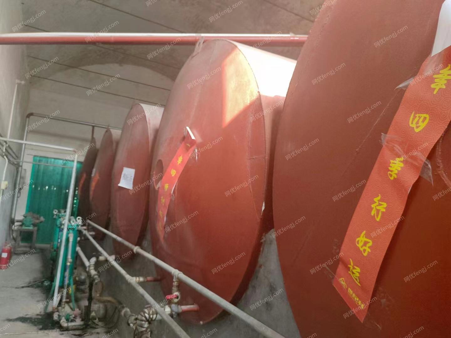 郑州处理分装食用油设备5套 .20吨5个.45吨2个钢板罐