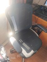 便宜出售椅子两年