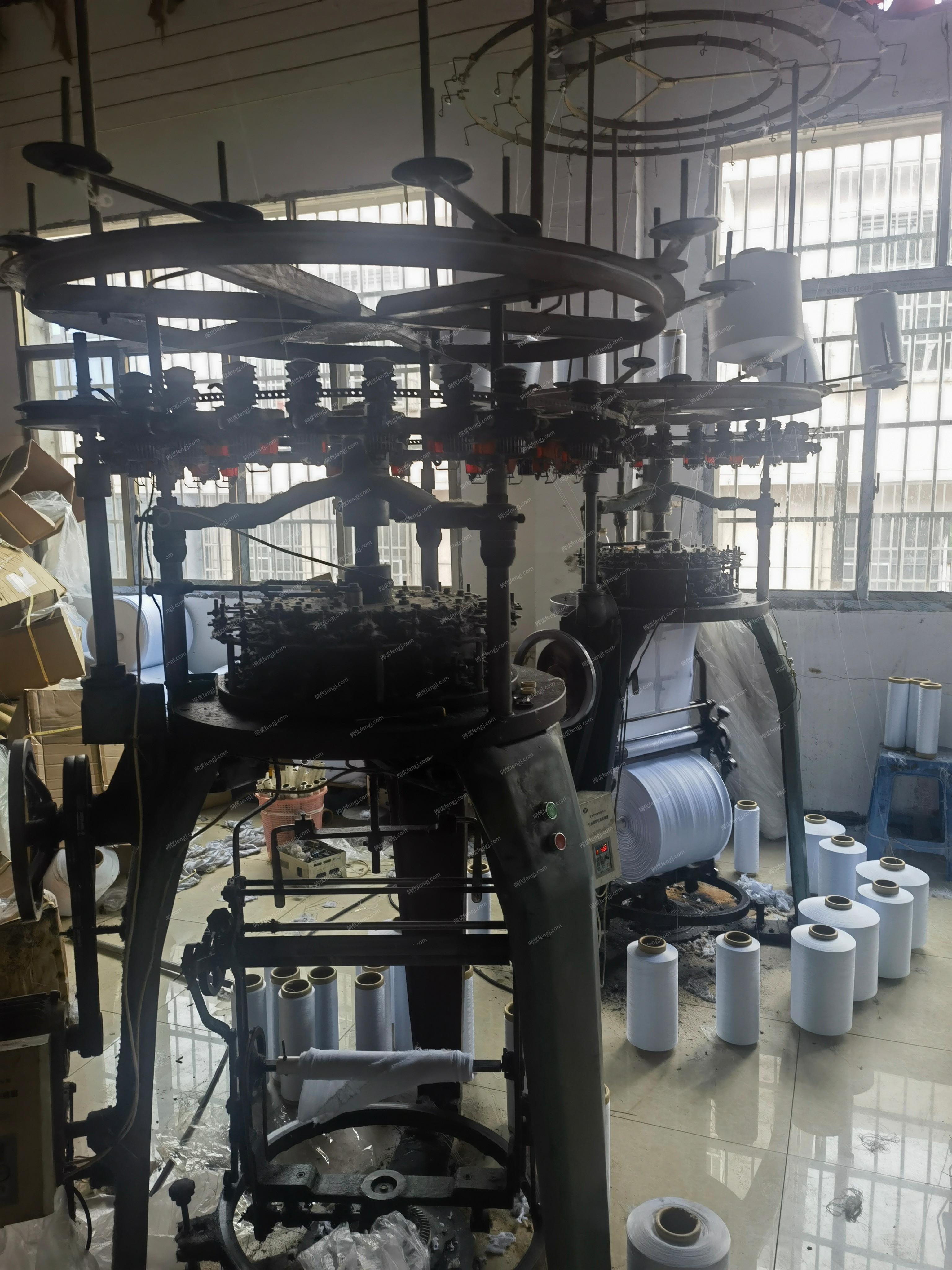 防护用品厂处理针织小圆机两台，欣纺34寸/72路/28针大圆机一台，11年产
