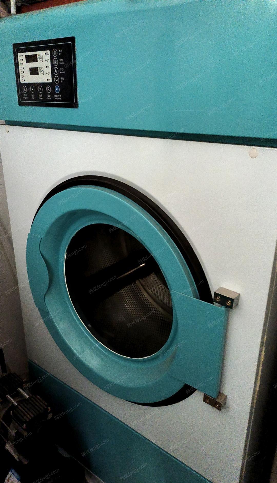江苏徐州整套干洗设备低价转让，有10公斤四录乙烯干洗机，20公斤水洗机，烘干洗