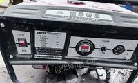 出售汽油发电机3000W。买了2年