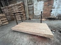 鹿寨联创木业有限责任公司2.44*1.22*0.021m桉木平接板转让项目